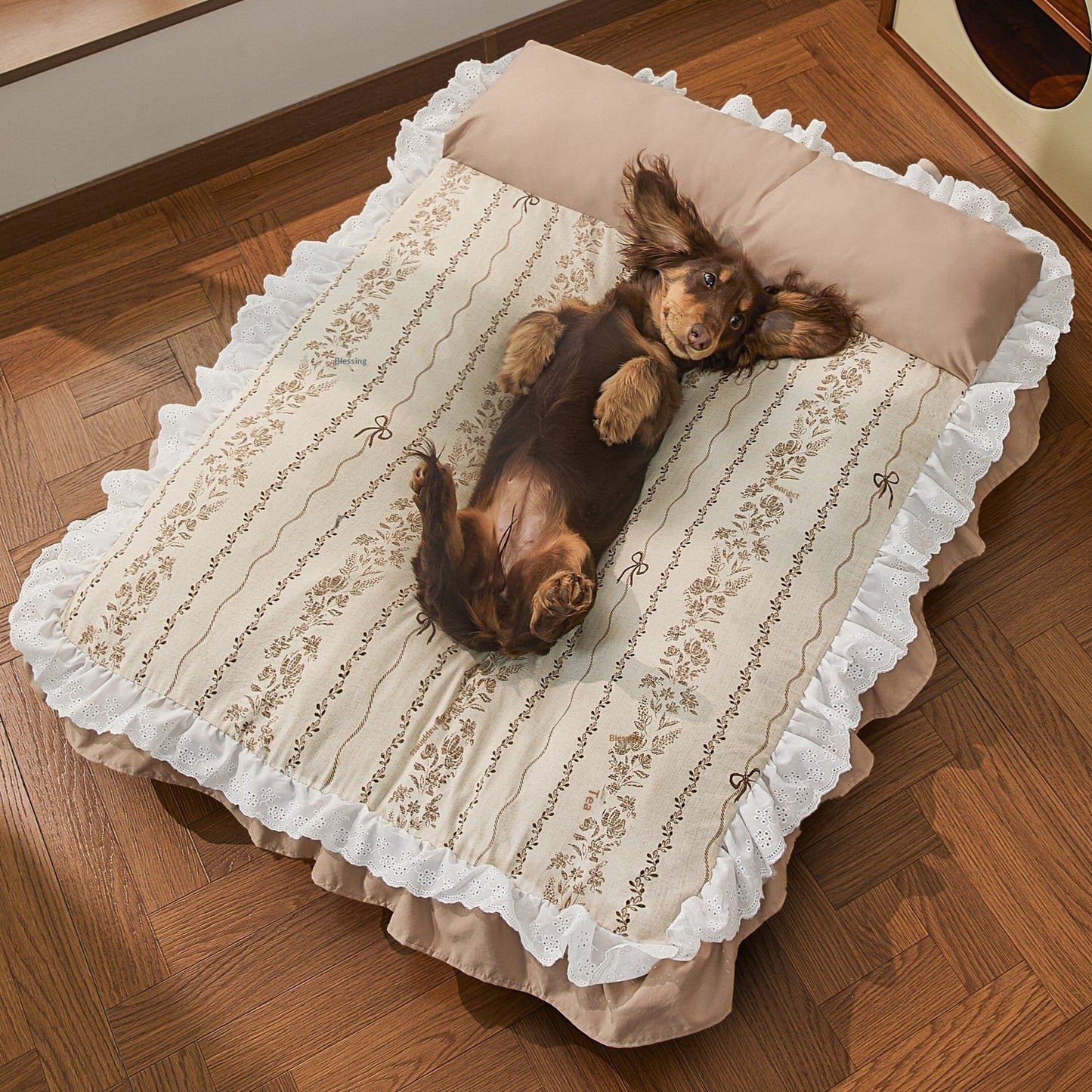TapiPaws Pet Bed